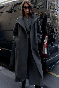 SOFT HIGH-NECK BELTED COAT
