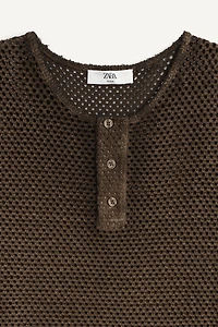 HAUT EN MAILLE À COL TUNISIEN CROCHET