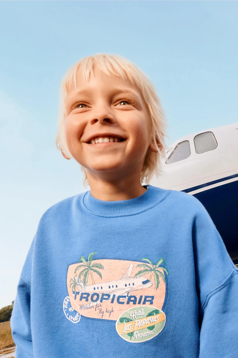 PATCH PRINT SWEATSHIRT