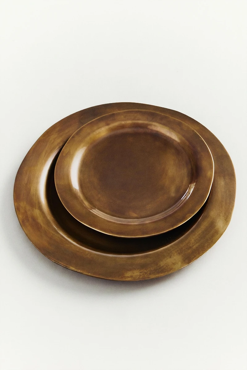 PETIT BRASS PLATE I COLIN KING