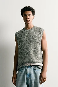 TEXTURED KNIT VEST
