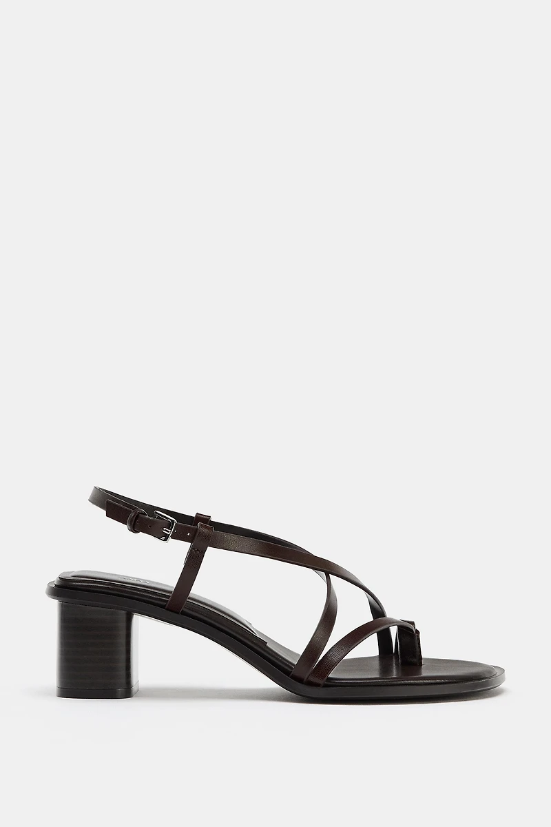 LEATHER WIDE HEEL SANDALS