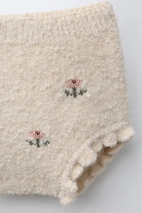 FLORAL EMBROIDERY KNIT BOTTOMS