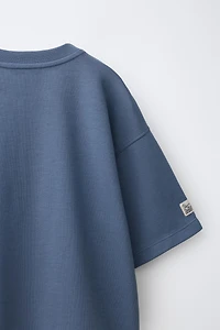 T-SHIRT INTERLOCK BRODÉ
