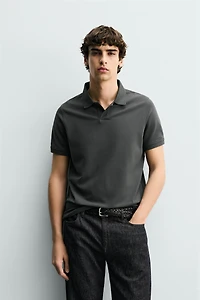 PIQUÉ TEXTURED POLO