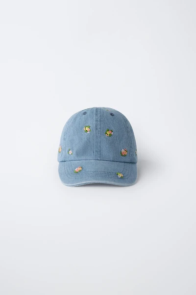 CASQUETTE EN DENIM À FLEURS BRODÉES