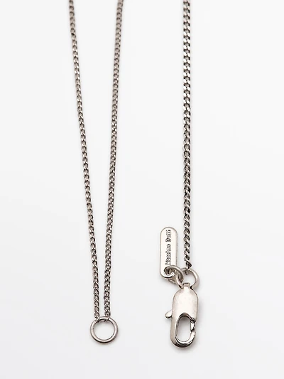 Contrast ceramic necklace