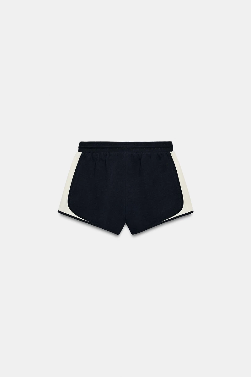 MIXED FABRIC SHORTS