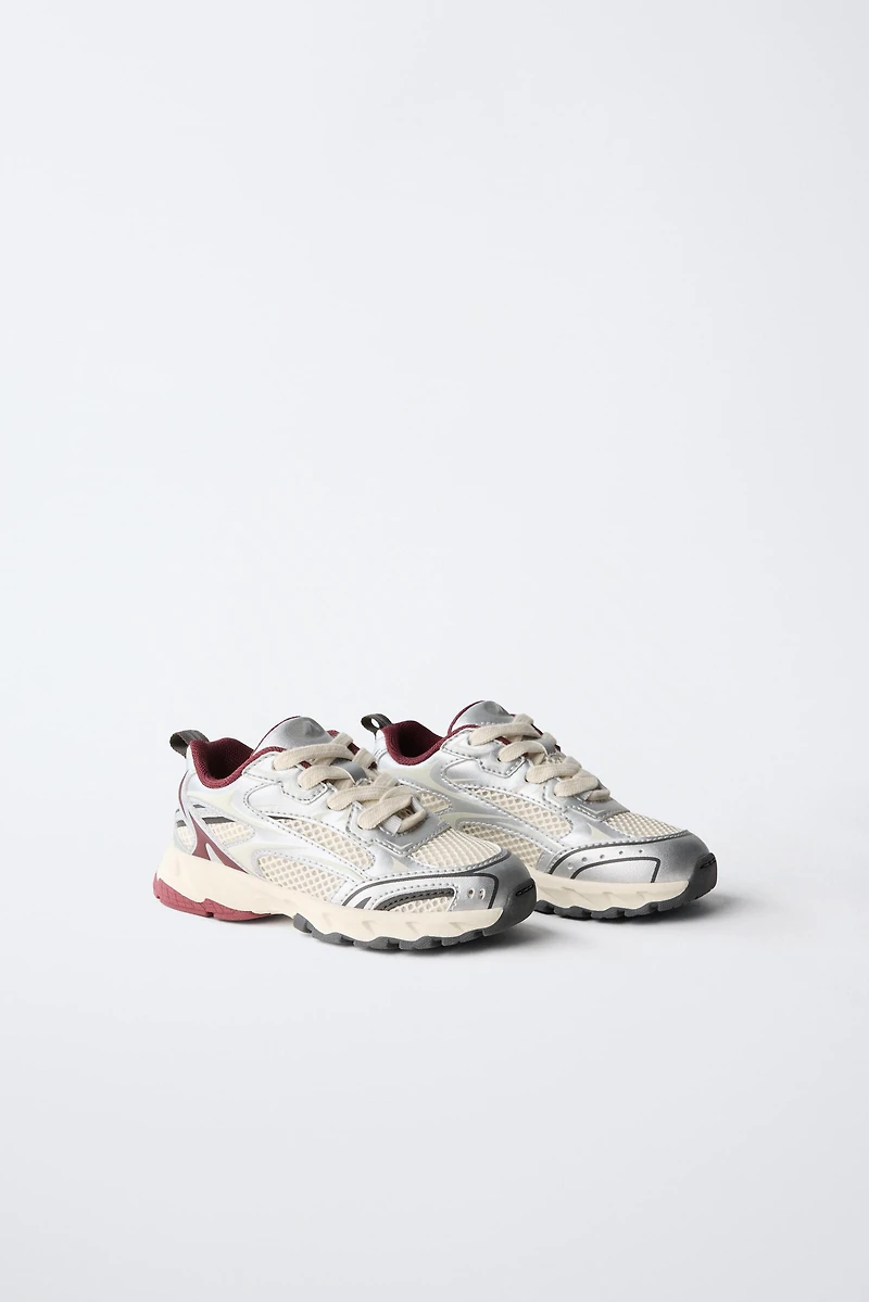 METALLIC ATHLETIC SNEAKERS