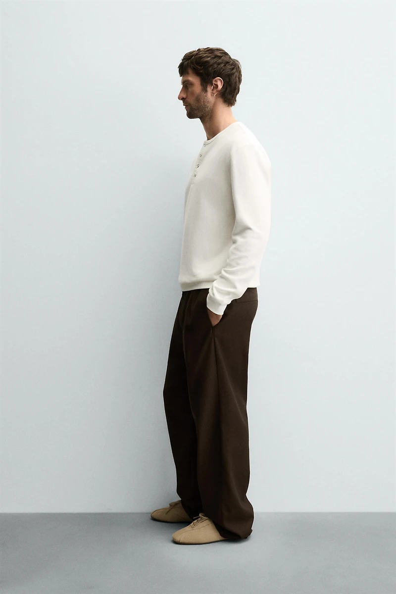 RIBBED BUTTON-FRONT TOP