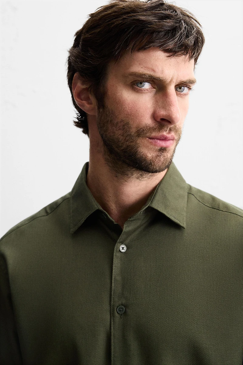 EASY CARE TEXTURED SHIRT