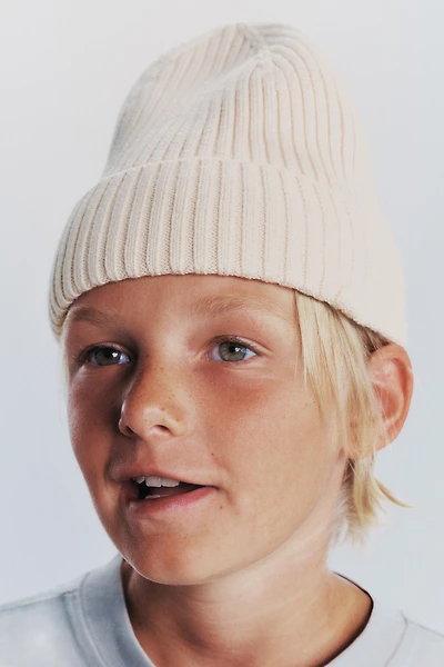BONNET EN MAILLE UNIE