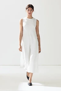 Flowing linen midi dress