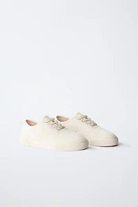 CASUAL LACE-UP SNEAKERS