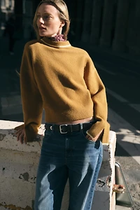 CONTRAST PIPING KNIT JUMPER