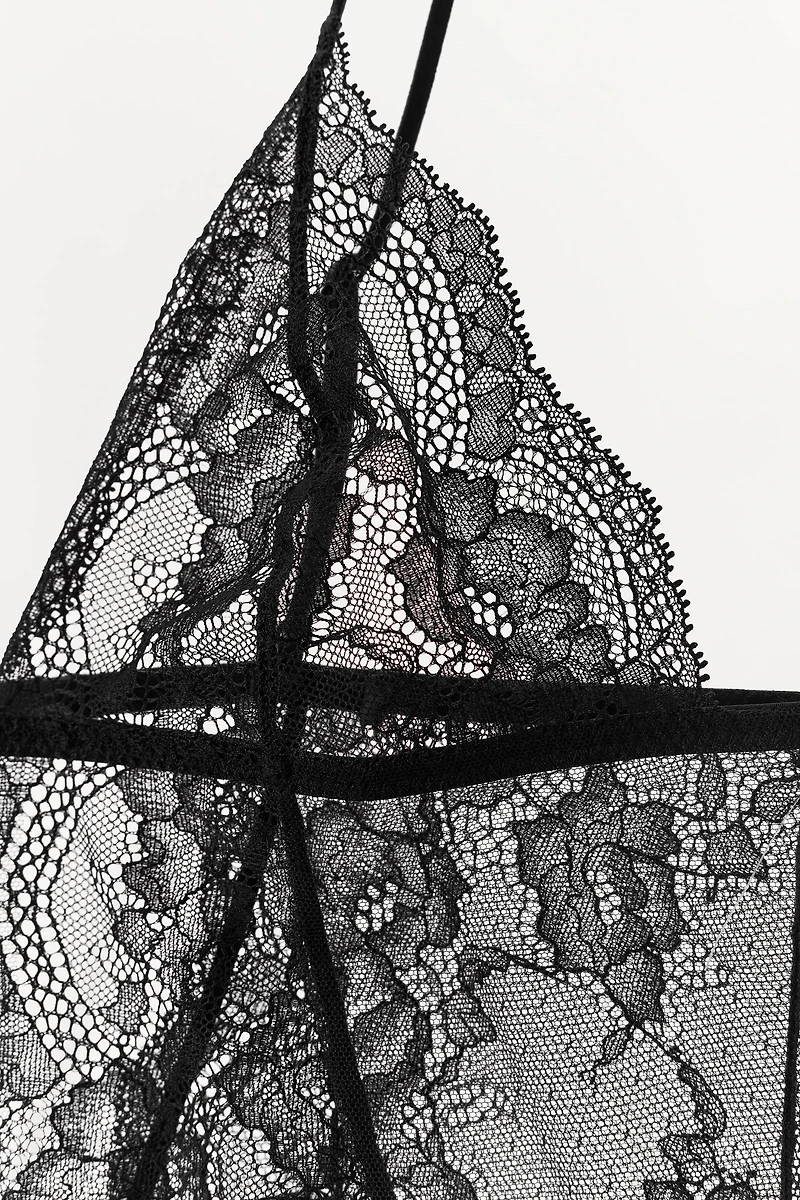 LACE BACK BODYSUIT