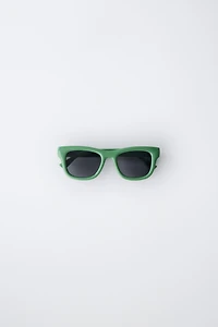 LUNETTES DE SOLEIL CARRÉES EN PLASTIQUE