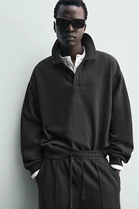 TEXTURED POLO SWEATSHIRT