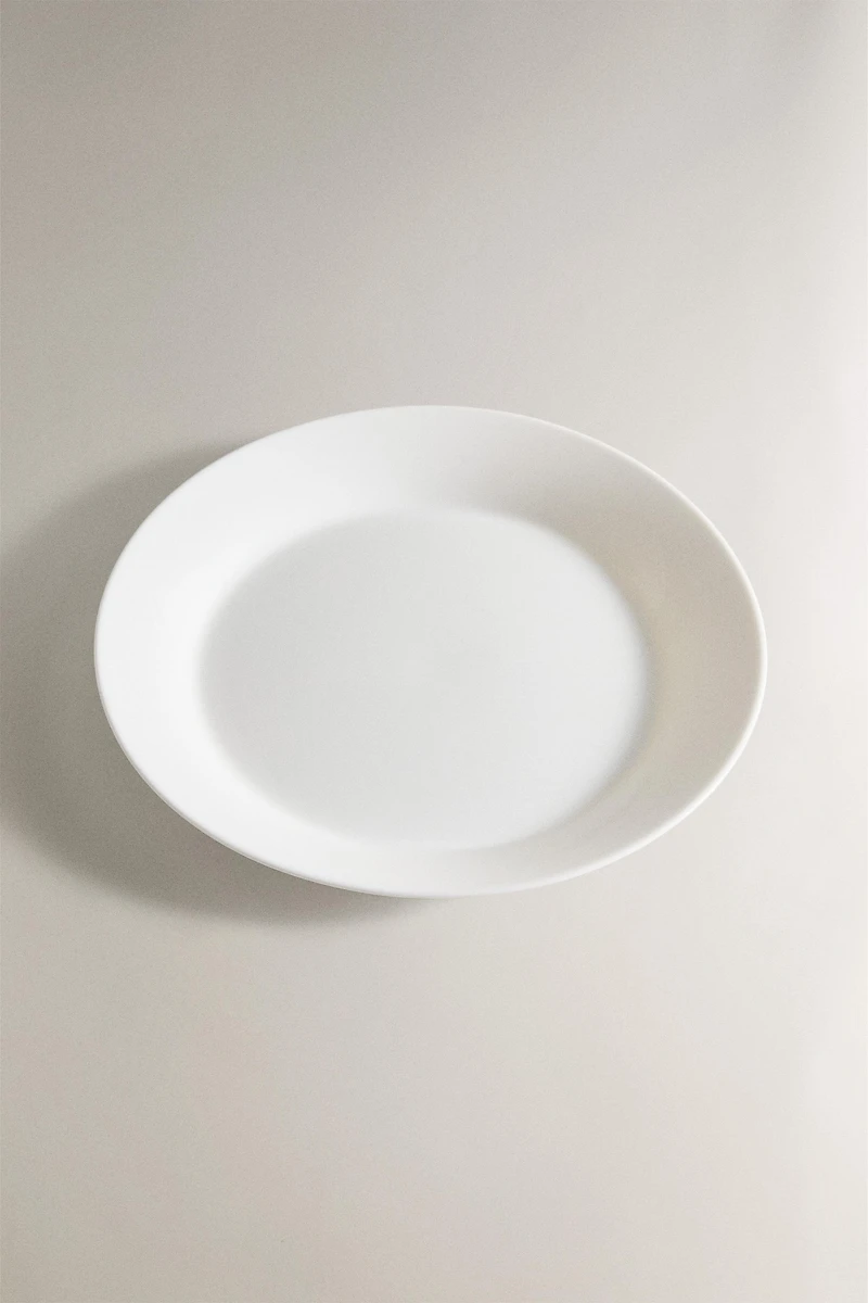 WHITE GLASS DINNER PLATE