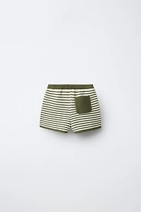 SHORT EN TRICOT À RAYURES