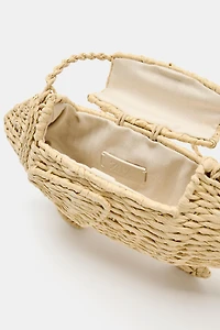 FISH-SHAPED WOVEN EFFECT BAG