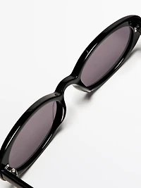 Mini oval sunglasses
