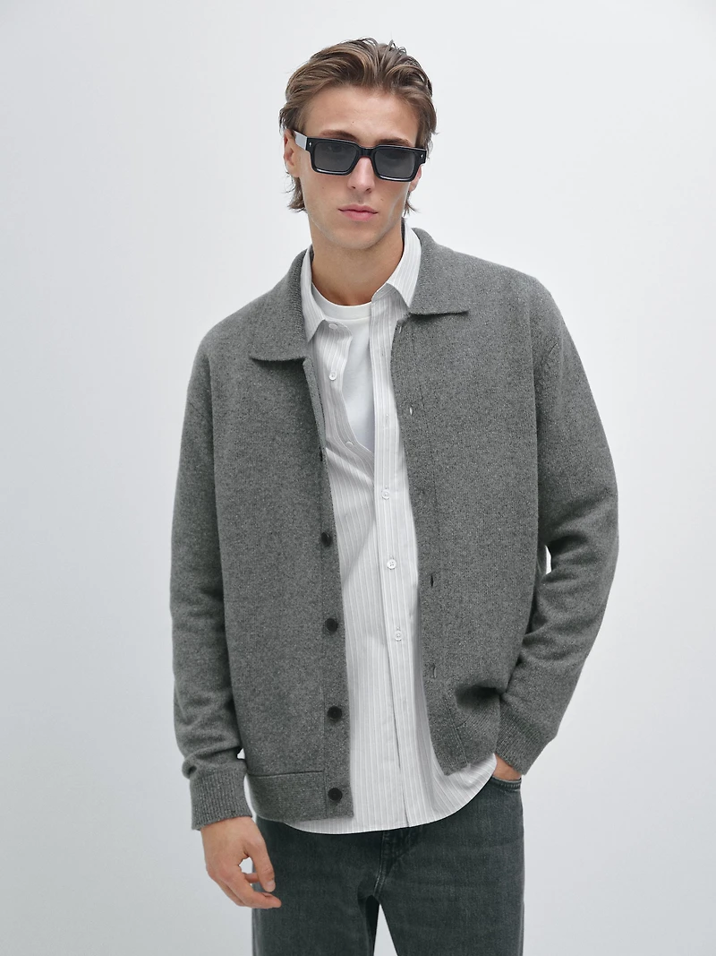 100% wool knit cardigan with polo collar