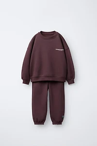 TEXT SWEATSHIRT AND JOGGER SET