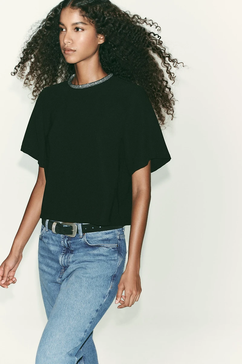 GLITTER NECK TOP