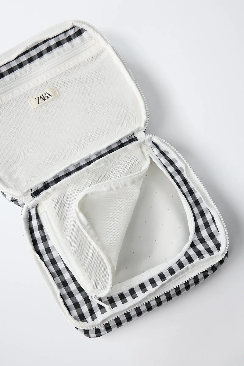 CHECKERED TOILETRY BAG