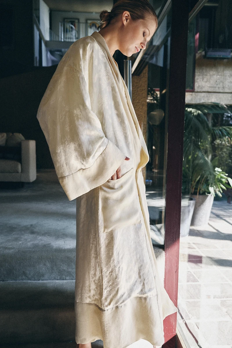 MANTEAU EN MATIÈRES VARIÉES JACQUARD LIN ÉDITION LIMITÉE