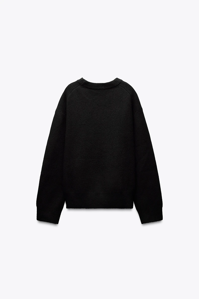 BASIC KNIT SWEATER