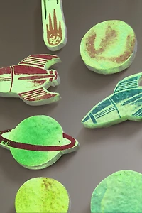 KIDS' GLOW-IN-THE-DARK SPACE STICKERS