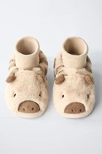 GIRAFFE SLIPPERS