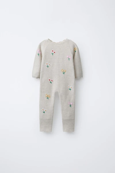 COMBINAISON EN MAILLE À FLEURS BRODÉES