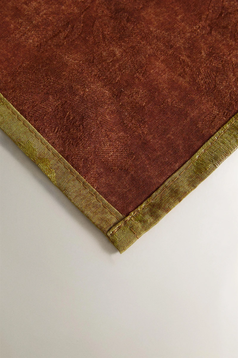 REVERSIBLE SATIN NAPKINS (PACK OF 2) | MARISA BERENSON