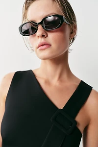 SHORT ASYMMETRIC BUCKLE DRESS