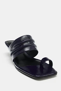 SANDALES EN CUIR À BRIDE