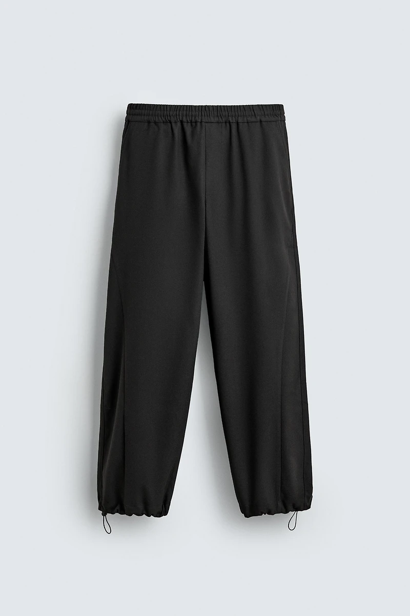 RELAXED FIT TEXTURED PANTS