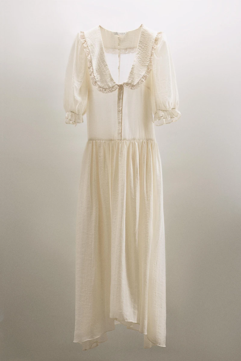 FLOWY LACE MIDI DRESS