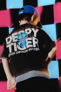 KPOP DEMON HUNTERS™ NETFLIX © T-SHIRT