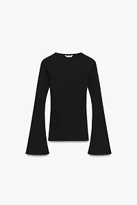 RIB TOP WITH FLARED SLEEVES