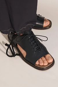 CHAUSSURES EN CUIR