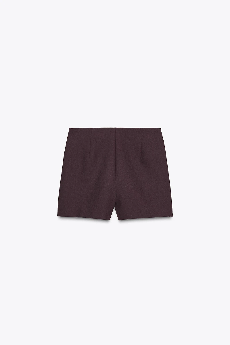 SHORT PLIS PLATS CHAÎNES