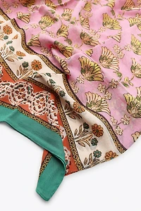 FOULARD IMPRIMÉ AVEC COTON