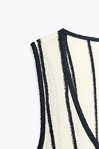 ROBE EN MAILLE COUPÉE MIDI