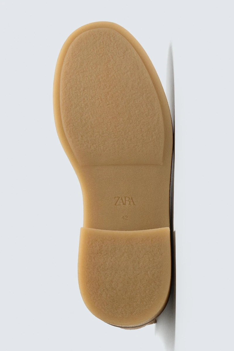 LEATHER CHELSEA BOOTS