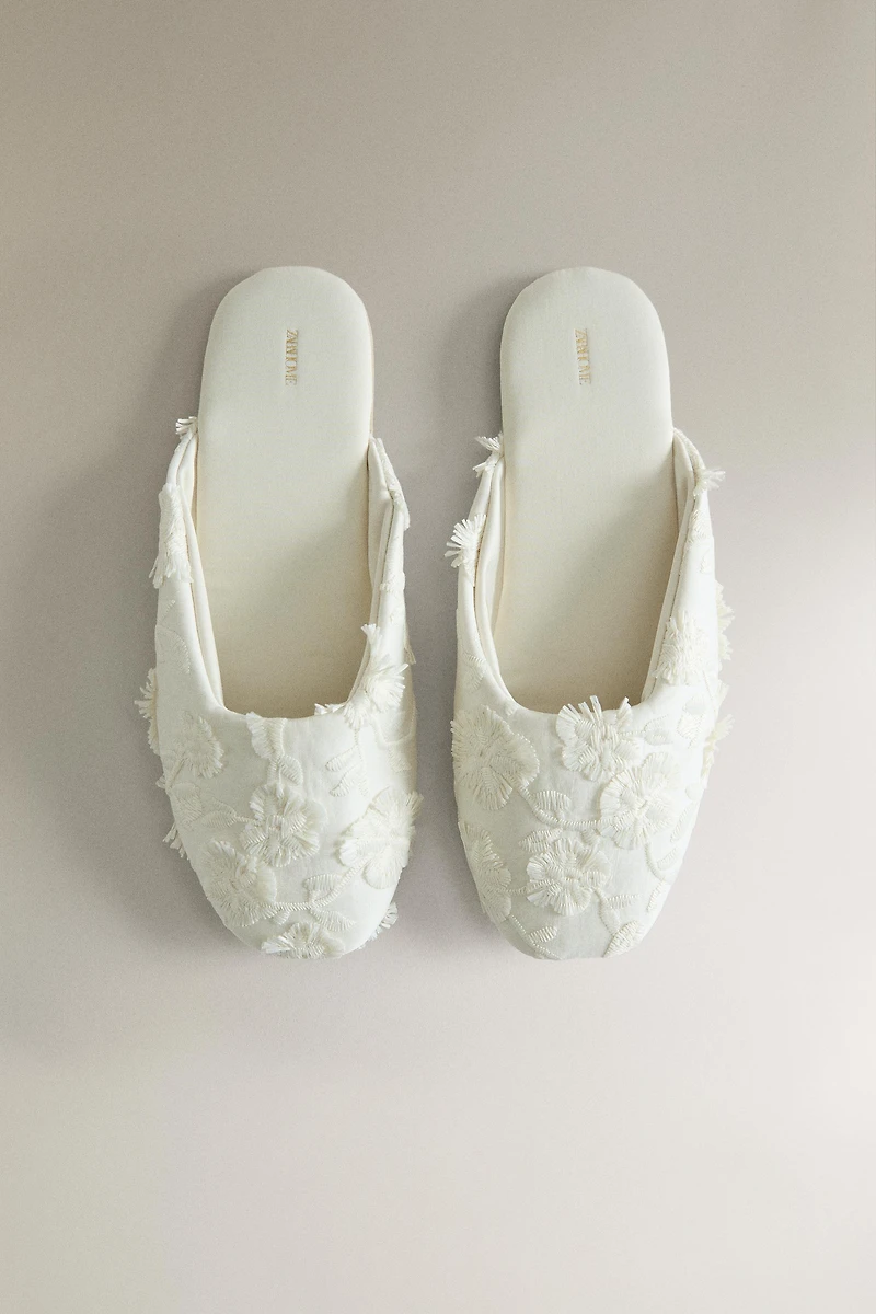 FLORAL MULE SLIPPERS WITH LEATHER SOLE