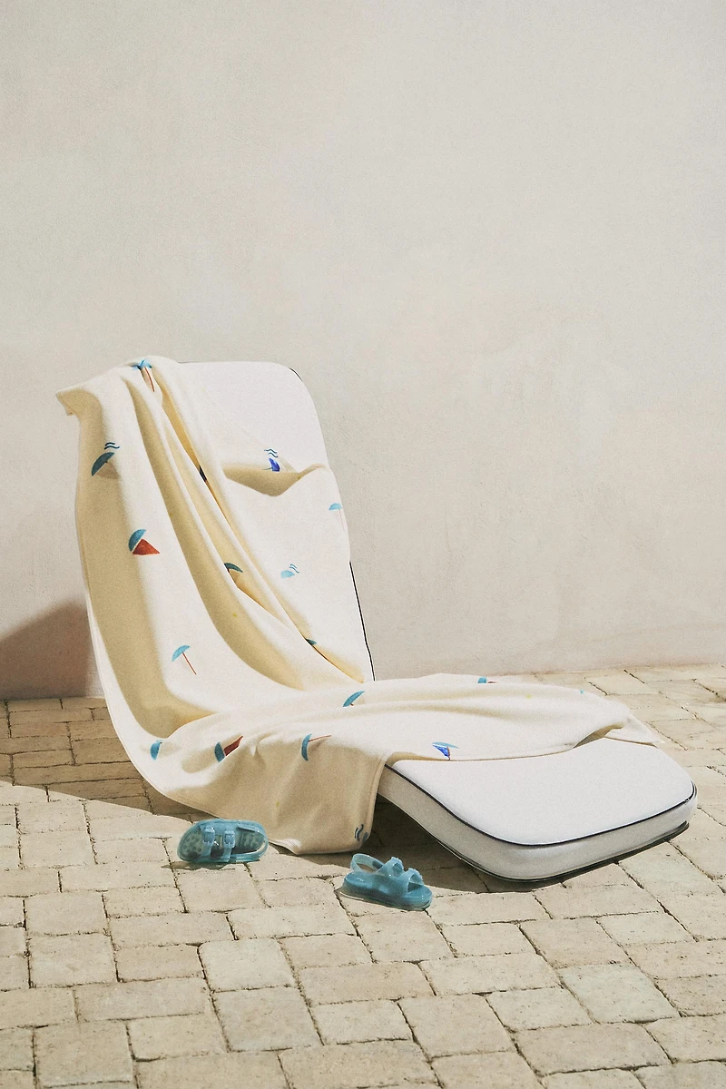 SERVIETTE ENFANT PLAGE VELOURS BATEAUX