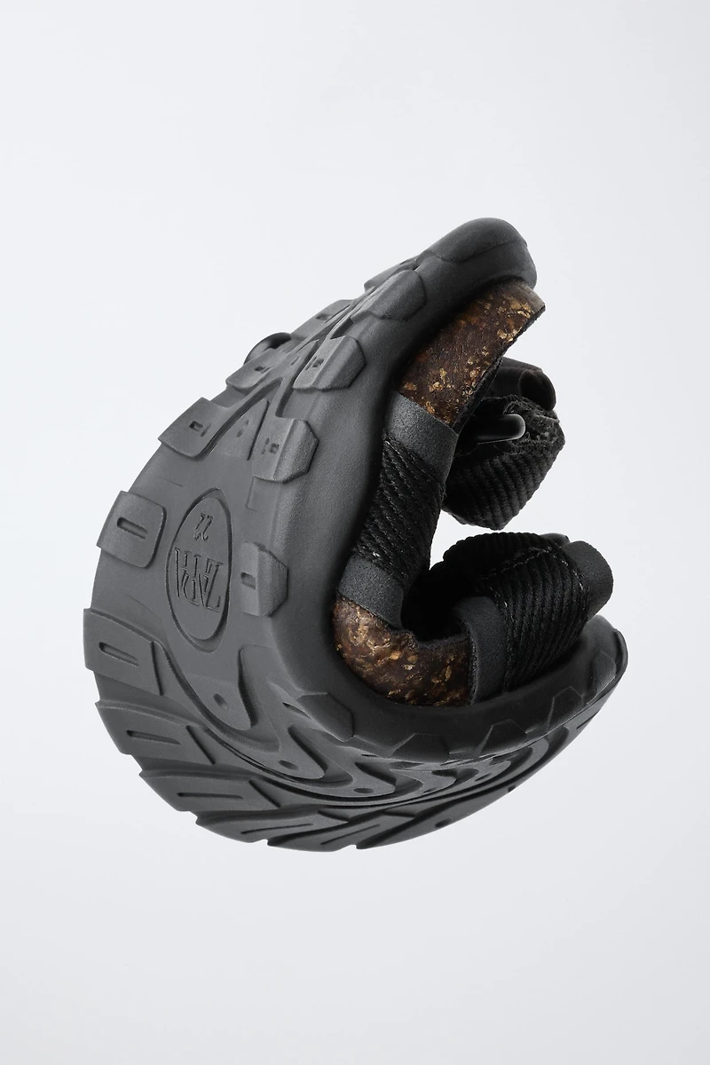 BAREFOOT TECHNICAL SANDALS